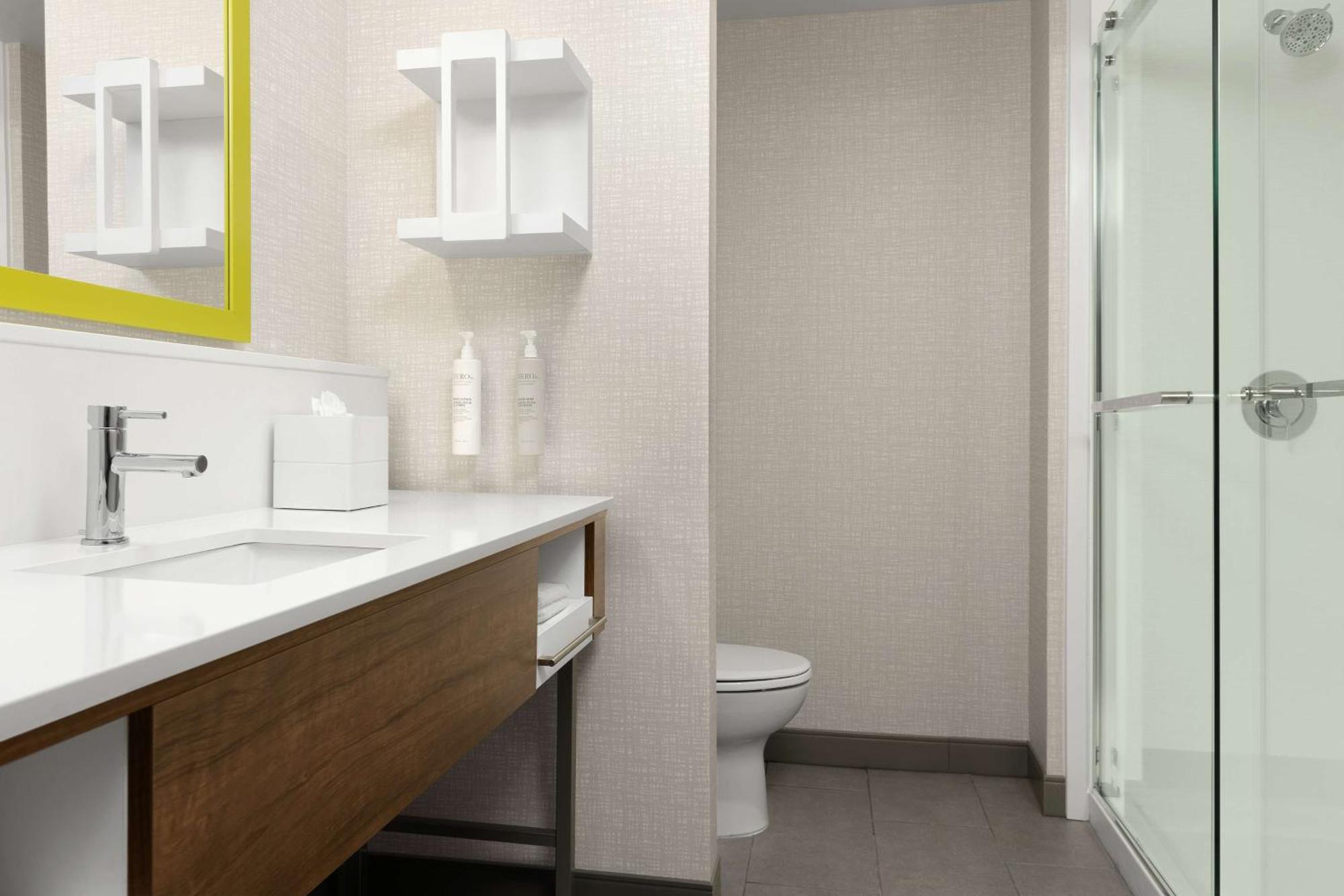 Hampton Inn & Suites Durham University Medical Center 외부 사진