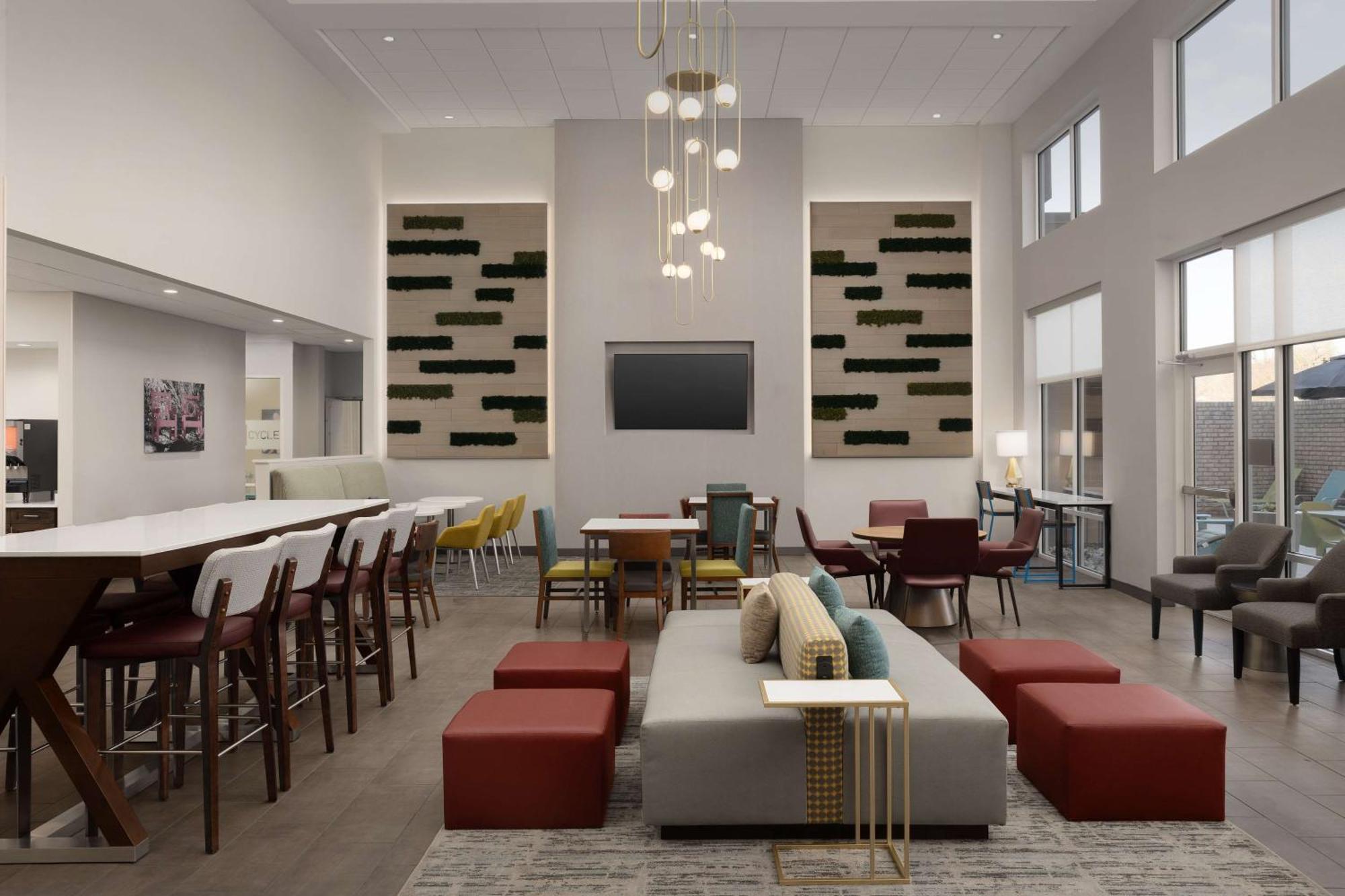 Hampton Inn & Suites Durham University Medical Center 외부 사진